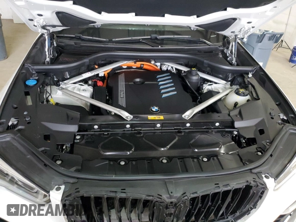 2022 BMW X5 xDrive45e with VIN 5UXTA6C0XN9L97579, listed as a Copart auction lot 52603265 with Not Provided miles and Salvage Title. Bid and sale history available at DreamBid. Image 11.