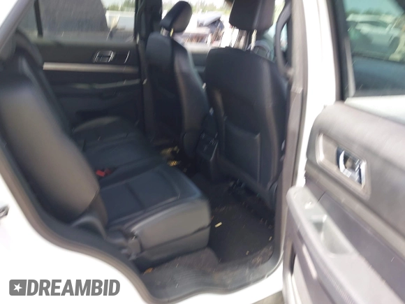 2019 Ford Explorer XLT z VIN 1FM5K7D84KGA68977, wystawiony jako IAAI lot #42155971 z przebiegiem 31 377 mil mil oraz . Historia ofert i sprzedaży dostępna na DreamBid. Obrazek 8.