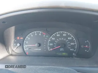 2003 Hyundai Elantra GLS z VIN KMHDN45D93U495703, wystawiony jako IAAI lot #42137927 z przebiegiem 93 287 mil mil oraz . Historia ofert i sprzedaży dostępna na DreamBid. Obrazek 15.