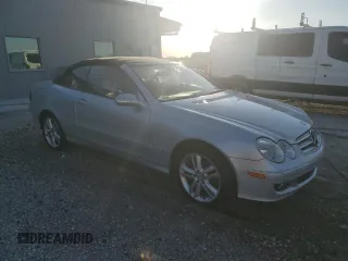 2007 Mercedes-Benz CLK 350 with VIN WDBTK56F67F226727, listed as a Copart auction lot 83053944 with 92,829 mi miles and Non Repairable. Bid and sale history available at DreamBid. Image 4.