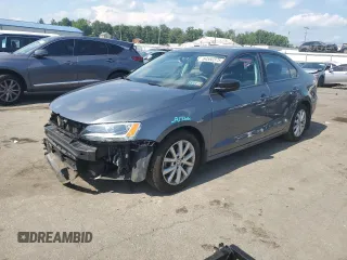 2015 Volkswagen Jetta SE с VIN 3VWD17AJ8FM318160, выставлен на аукционе Copart как лот 64580375 с пробегом 50 015 миль миль и Списание • Salvage title. История ставок и продаж доступна на DreamBid. Изображение 1.