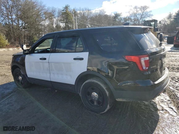 2016 Ford Utility Police Interceptor with VIN 1FM5K8AT4GGA86790, listed as a Copart auction lot 43772785 with 117,036 mi miles and Clean Title. Bid and sale history available at carsss.com. Image 2.