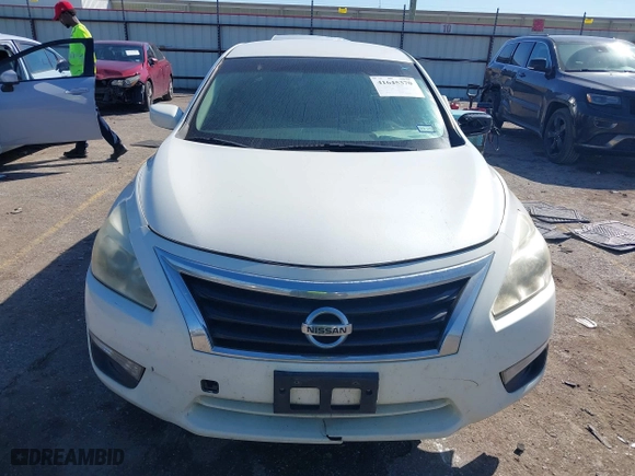 2013 Nissan Altima 2.5 SL with VIN 1N4AL3AP4DC116143, listed as a IAAI auction lot 41645370 with 183,804 mi miles. Bid and sale history available at carsss.com. Image 12.