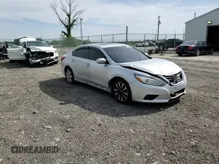 2017 Nissan Altima SL with VIN 1N4AL3AP3HC209841, listed as a Copart auction lot 57486595 with 200,668 mi miles and Salvage title. Bid and sale history available at DreamBid. Image 13.