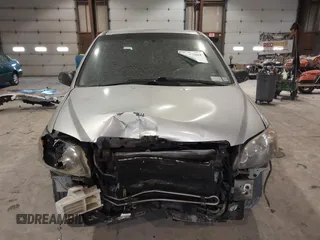2005 Mazda MPV LX with VIN JM3LW28A350543216, listed as a IAAI auction lot 41417804 with 199,851 mi miles. Bid and sale history available at carsss.com. Image 13.