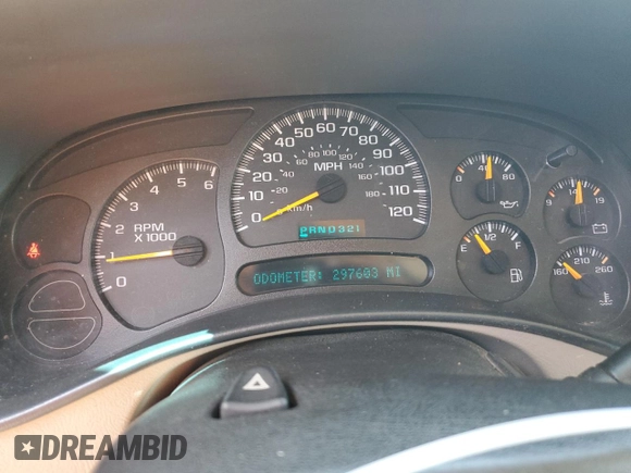 2004 Chevrolet Suburban LT with VIN 3GNFK16T44G308213, listed as a Copart auction lot 59416235 with 297,603 mi miles and Salvage title. Bid and sale history available at DreamBid. Image 9.