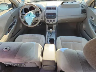 2002 Nissan Altima S with VIN 1N4AL11D72C133784, listed as a Copart auction lot 65965445 with 171,956 mi miles and Salvage title. Bid and sale history available at DreamBid. Image 8.