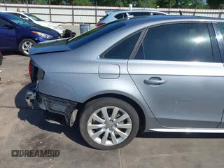 2015 Audi A4 Premium Plus z VIN WAUEFAFL7FN035865, wystawiony jako IAAI lot #41958619 z przebiegiem 67 704 mil mil oraz . Historia ofert i sprzedaży dostępna na DreamBid. Obrazek 18.