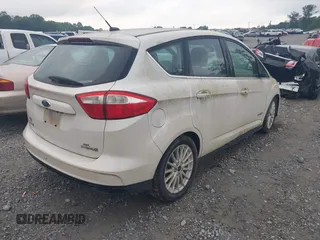 2016 Ford C-Max SEL with VIN 1FADP5BU4GL107223, listed as a IAAI auction lot 42174210 with 116,775 mi miles and . Bid and sale history available at DreamBid. Image 4.