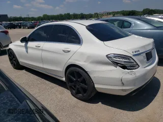 2017 Mercedes-Benz C 300 z VIN 55SWF4JB6HU191130, wystawiony jako Copart lot #64231295 z przebiegiem 97 374 mil mil oraz Czysty tytuł • Clean title. Historia ofert i sprzedaży dostępna na DreamBid. Obrazek 2.
