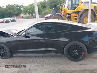 2018 Ford Mustang GT z VIN 1FA6P8CF0J5184418, wystawiony jako IAAI lot #42037264 z przebiegiem 99 679 mil mil oraz . Historia ofert i sprzedaży dostępna na DreamBid. Obrazek 15.