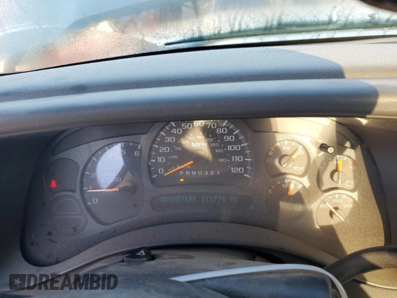 2006 Chevrolet Silverado 1500 Work Truck with VIN 3GCEK14Z06G218507, listed as a Copart auction lot 77350154 with 211,776 mi miles and Salvage Title. Bid and sale history available at carsss.com. Image 9.