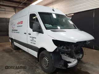 2021 Mercedes-Benz Sprinter Cargo with VIN W1Y40CHY4MT063065, listed as a IAAI auction lot 40606981 with 65,943 mi miles. Bid and sale history available at carsss.com. Image 1.