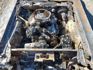 1974 Dodge Challenger с VIN JH23G4B219766, выставлен на аукционе Copart как лот 83709904 с пробегом Не указан миль и На запчасти • Non repairable. История ставок и продаж доступна на DreamBid. Изображение 12.
