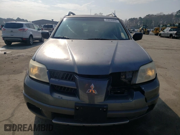 2005 Mitsubishi Outlander LS with VIN JA4LX31F85U031682, listed as a Copart auction lot 43630895 with 151,270 mi miles and Salvage Title. Bid and sale history available at carsss.com. Image 5.