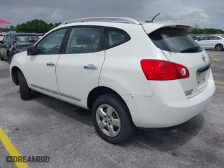 2015 Nissan Rogue Select S with VIN JN8AS5MT1FW153805, listed as a IAAI auction lot 42011622 with 186,181 mi miles. Bid and sale history available at carsss.com. Image 3.