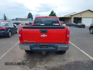2008 Chevrolet Silverado 1500 Work Truck with VIN 1GCEK14C28Z222007, listed as a IAAI auction lot 41878668 with 186,754 mi miles. Bid and sale history available at carsss.com. Image 17.