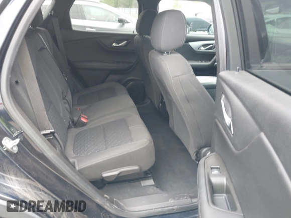 2020 Chevrolet Blazer LT z VIN 3GNKBBRA4LS711327, wystawiony jako IAAI lot #41921073 z przebiegiem 86 850 mil mil oraz . Historia ofert i sprzedaży dostępna na DreamBid. Obrazek 8.