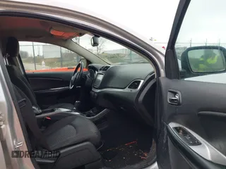 2013 Dodge Journey SXT with VIN 3C4PDCBG1DT647014, listed as a IAAI auction lot 42006636 with 192,911 mi miles. Bid and sale history available at carsss.com. Image 5.