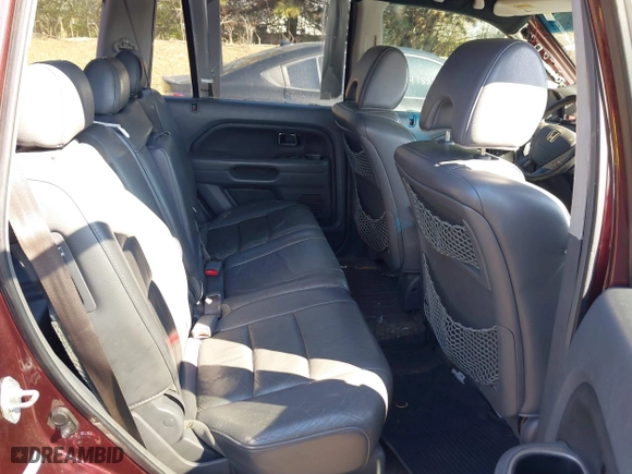 2007 Honda Pilot EX-L with VIN 5FNYF28537B018338, listed as a IAAI auction lot 41870291 with 201,446 mi miles. Bid and sale history available at carsss.com. Image 8.