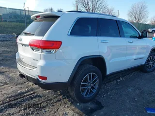 2017 Jeep Grand Cherokee Limited with VIN 1C4RJFBT5HC769196, listed as a IAAI auction lot 41829930 with 88,162 mi miles. Bid and sale history available at carsss.com. Image 4.