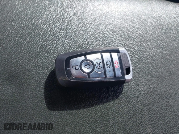 2022 Ford Expedition Timberline z VIN 1FMJU1RT5NEA03879, wystawiony jako IAAI lot #42065818 z przebiegiem 147 828 mil mil oraz . Historia ofert i sprzedaży dostępna na DreamBid. Obrazek 11.