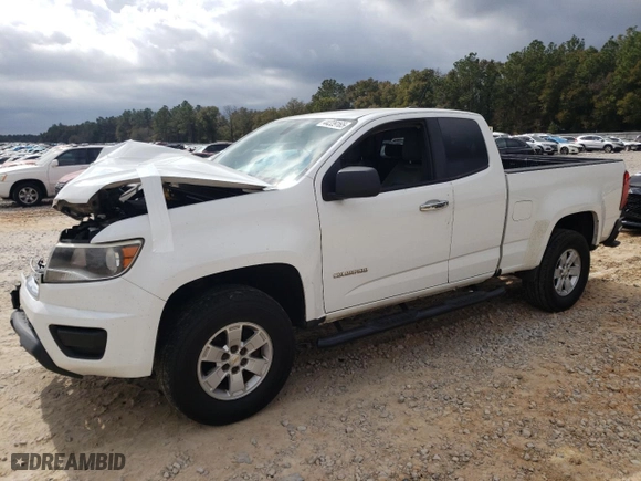 2015 Chevrolet Colorado 2WD Base with VIN 1GCHSAEA6F1186070, listed as a Copart auction lot 44339165 with 206,694 mi miles and Salvage Title. Bid and sale history available at carsss.com. Image 1.