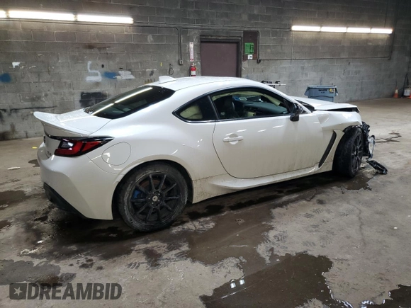 2024 Toyota 86 Premium with VIN JF1ZNBE1XR9751630, listed as a Copart auction lot 89382405 with 13,119 mi miles and Salvage Title. Bid and sale history available at DreamBid. Image 3.