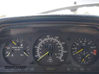 1994 Mercedes-Benz E 320 with VIN WDBEA66E7RC004579, listed as a IAAI auction lot 42170487 with 118,530 mi miles and . Bid and sale history available at DreamBid. Image 15.