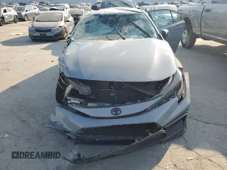 2022 Toyota Corolla SE with VIN 5YFS4MCE6NP121446, listed as a Copart auction lot 69146444 with 29,952 mi miles and Salvage Title. Bid and sale history available at carsss.com. Image 5.