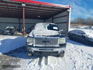 2011 GMC Sierra 1500 SLE with VIN 1GTR2VE33BZ126921, listed as a IAAI auction lot 41373492 with 161,167 mi miles. Bid and sale history available at carsss.com. Image 12.