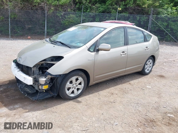 2007 Toyota Prius with VIN JTDKB20U277550383, listed as a IAAI auction lot 42101916 with 186,708 mi miles. Bid and sale history available at carsss.com. Image 2.