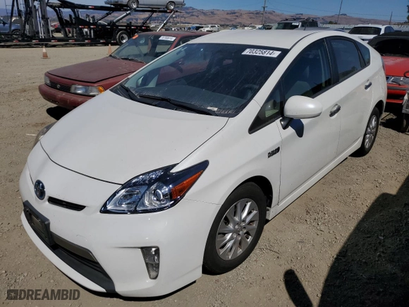 2014 Toyota Prius Plug-In with VIN JTDKN3DP1E3058854, listed as a Copart auction lot 70325814 with 139,953 mi miles and Salvage Title. Bid and sale history available at carsss.com. Image 1.