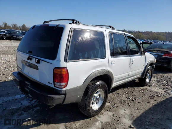 2000 Ford Explorer XLS z VIN 1FMZU72X5YZC38167, wystawiony jako Copart lot #80101584 z przebiegiem 219 698 mil mil oraz Szkoda całkowita • Salvage title. Historia ofert i sprzedaży dostępna na DreamBid. Obrazek 3.