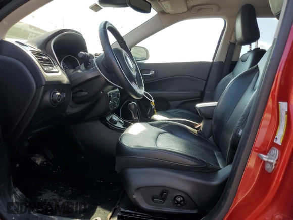 2018 Jeep Compass Limited with VIN 3C4NJDCB5JT281286, listed as a Copart auction lot 56836325 with 64,833 mi miles and Salvage title. Bid and sale history available at DreamBid. Image 7.