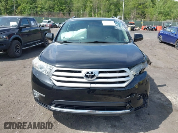 2012 Toyota Highlander Limited z VIN 5TDYK3EH7CS053597, wystawiony jako IAAI lot #42387687 z przebiegiem 134 302 mil mil oraz . Historia ofert i sprzedaży dostępna na DreamBid. Obrazek 12.