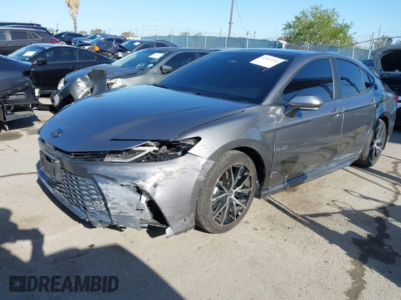 2025 Toyota Camry LE с VIN 4T1DBADK2SU510631, выставлен на аукционе IAAI как лот 41969244 с пробегом 10 039 миль миль и . История ставок и продаж доступна на DreamBid. Изображение 17.