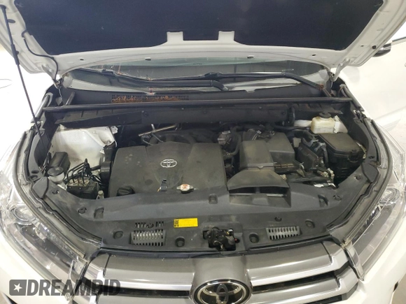 2018 Toyota Highlander Limited with VIN 5TDYZRFH2JS241812, listed as a Copart auction lot 58573015 with 64,899 mi miles and Salvage title. Bid and sale history available at DreamBid. Image 12.
