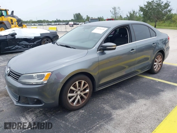 2013 Volkswagen Jetta SE with VIN 3VWDP7AJ7DM366924, listed as a IAAI auction lot 42436154 with 160,518 mi miles and . Bid and sale history available at DreamBid. Image 2.