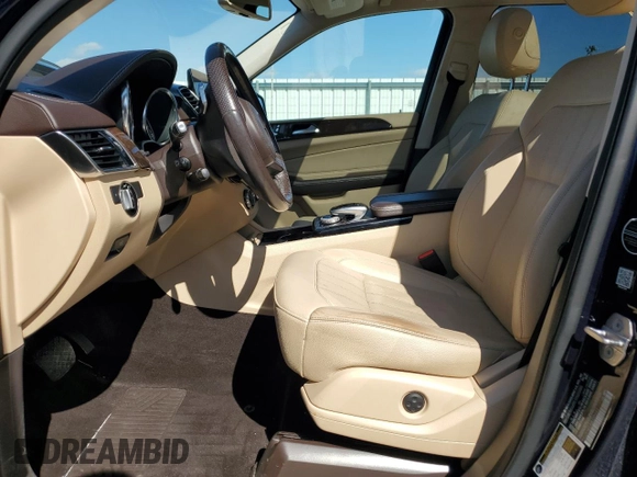 2018 Mercedes-Benz GLS 450 z VIN 4JGDF6EE8JB135543, wystawiony jako Copart lot #50230985 z przebiegiem 103 947 mil mil oraz Tytuł czysty. Historia ofert i sprzedaży dostępna na DreamBid. Obrazek 7.