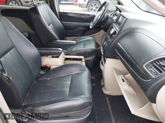 2014 Chrysler Town & Country Touring with VIN 2C4RC1BG7ER208324, listed as a IAAI auction lot 42102263 with 223,953 mi miles. Bid and sale history available at carsss.com. Image 5.