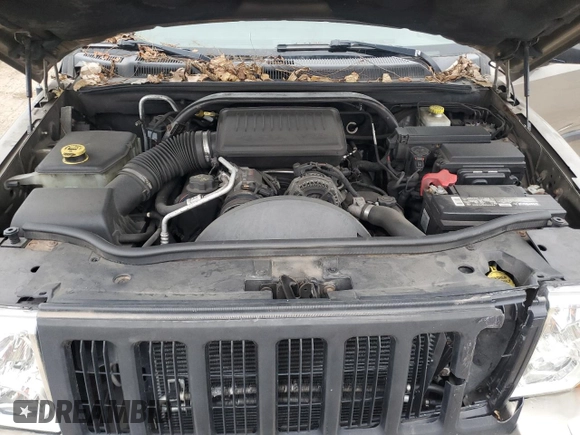 2006 Jeep Commander z VIN 1J8HG48N66C182857, wystawiony jako Copart lot #80734914 z przebiegiem 138 838 mil mil oraz Szkoda całkowita • Salvage title. Historia ofert i sprzedaży dostępna na DreamBid. Obrazek 12.