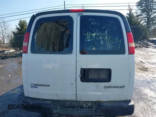 2003 Chevrolet Express Cargo with VIN 1GCFG25T731220111, listed as a IAAI auction lot 41504104 with Not Provided miles and . Bid and sale history available at DreamBid. Image 15.