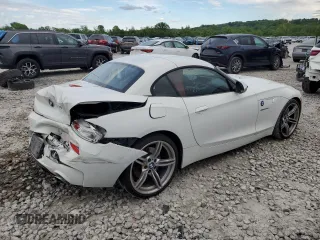 2011 BMW Z4 sDrive35is z VIN WBALM1C59BE393773, wystawiony jako Copart lot #56021935 z przebiegiem 86 666 mil mil oraz Szkoda całkowita • Salvage title. Historia ofert i sprzedaży dostępna na DreamBid. Obrazek 3.