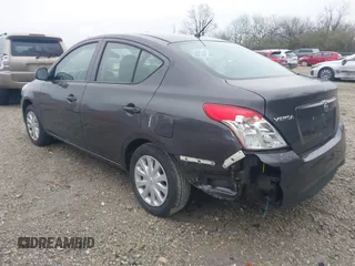 2015 Nissan Versa SV with VIN 3N1CN7AP6FL915324, listed as a IAAI auction lot 41950266 with 114,006 mi miles. Bid and sale history available at carsss.com. Image 3.