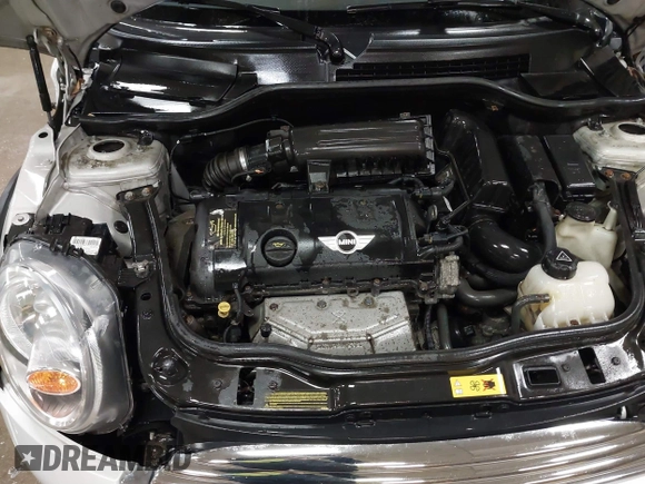 2013 MINI Hardtop with VIN WMWSU3C51DT374317, listed as a IAAI auction lot 41447518 with 142,943 mi miles and . Bid and sale history available at DreamBid. Image 10.