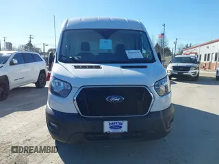 2022 Ford Transit Cargo z VIN 1FTBR2CG0NKA17606, wystawiony jako IAAI lot #41061434 z przebiegiem 64 062 mil mil oraz . Historia ofert i sprzedaży dostępna na DreamBid. Obrazek 12.