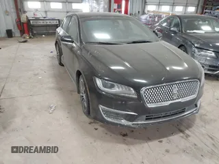 2019 Lincoln MKZ Standard with VIN 3LN6L5A98KR605023, listed as a IAAI auction lot 41378493 with 150,907 mi miles. Bid and sale history available at carsss.com. Image 1.