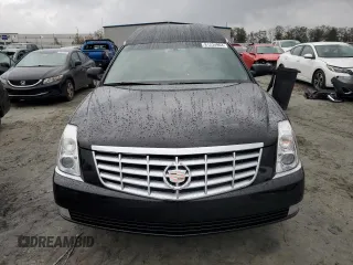 2006 Cadillac DTS Professional z VIN 1GEEH06Y86U500282, wystawiony jako Copart lot #81234904 z przebiegiem 61 611 mil mil oraz Szkody całkowita. Historia ofert i sprzedaży dostępna na DreamBid. Obrazek 5.