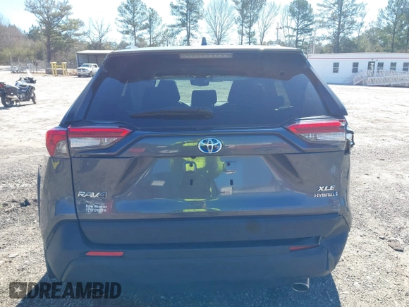 2024 Toyota RAV4 Hybrid XLE Premium with VIN 4T3B6RFV9RU161308, listed as a IAAI auction lot 41587148 with 8,952 mi miles. Bid and sale history available at carsss.com. Image 16.
